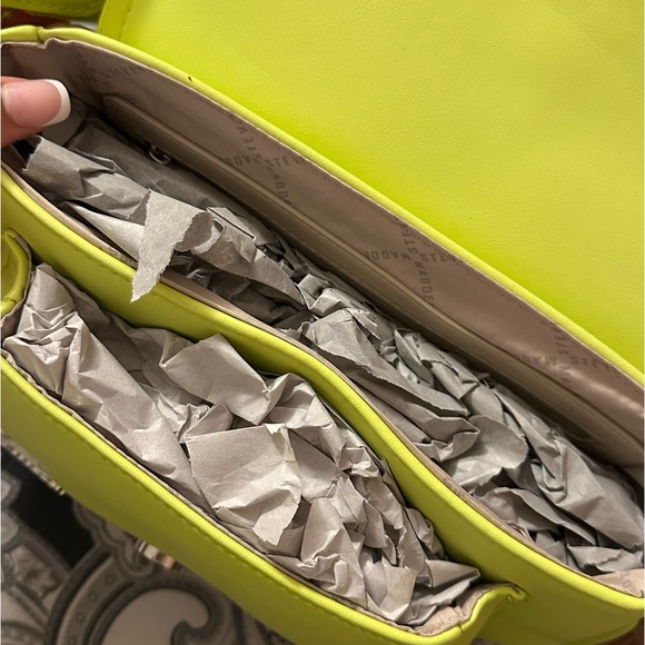 steve madden | top handle | cross body bag | removeable straps | - Picture 2 of 5